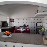 Casa Vasco - Cosy Patio Apartment Praia da Lourinha