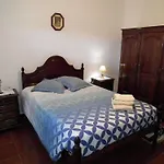 Casa Vasco - Cosy Patio Apartment Praia da Lourinha
