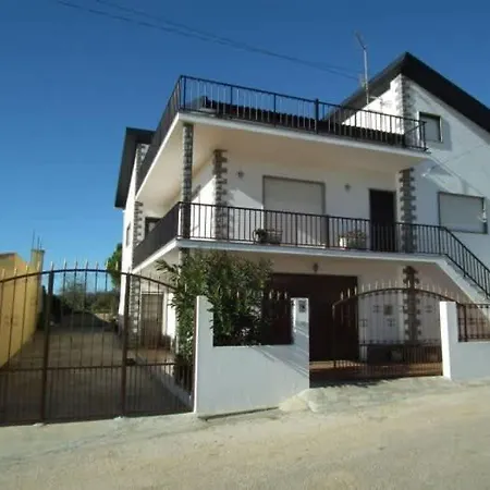 Casa Vasco - Cosy Patio Praia da Lourinha